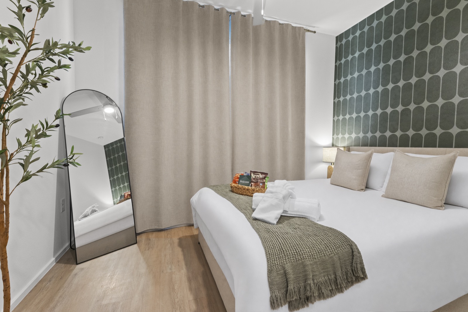 322 Bedroom
